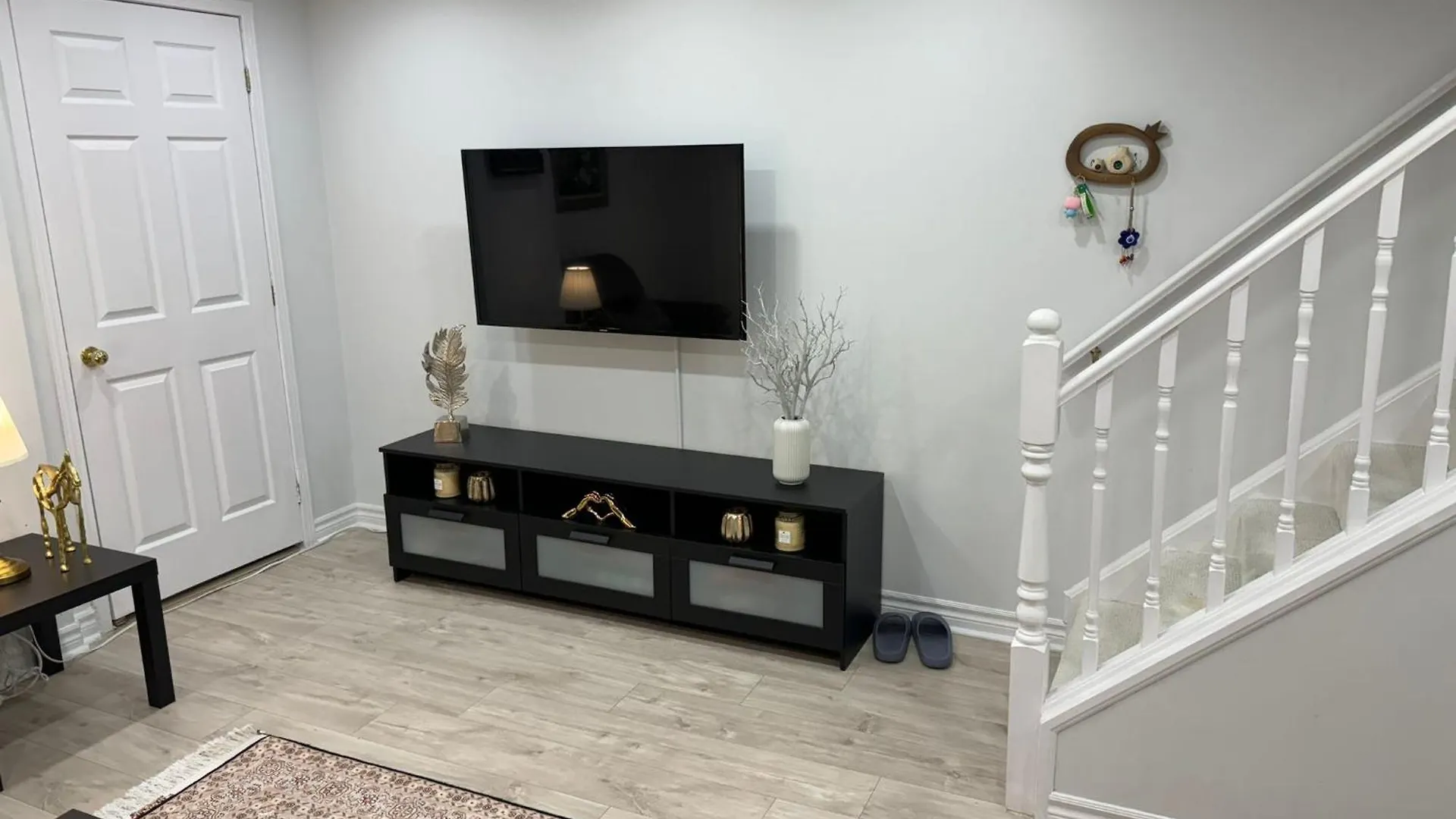 Beach House Toronto Homestay