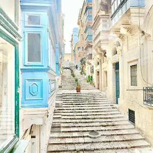 3-bedroom Townhouse Apartment Valletta